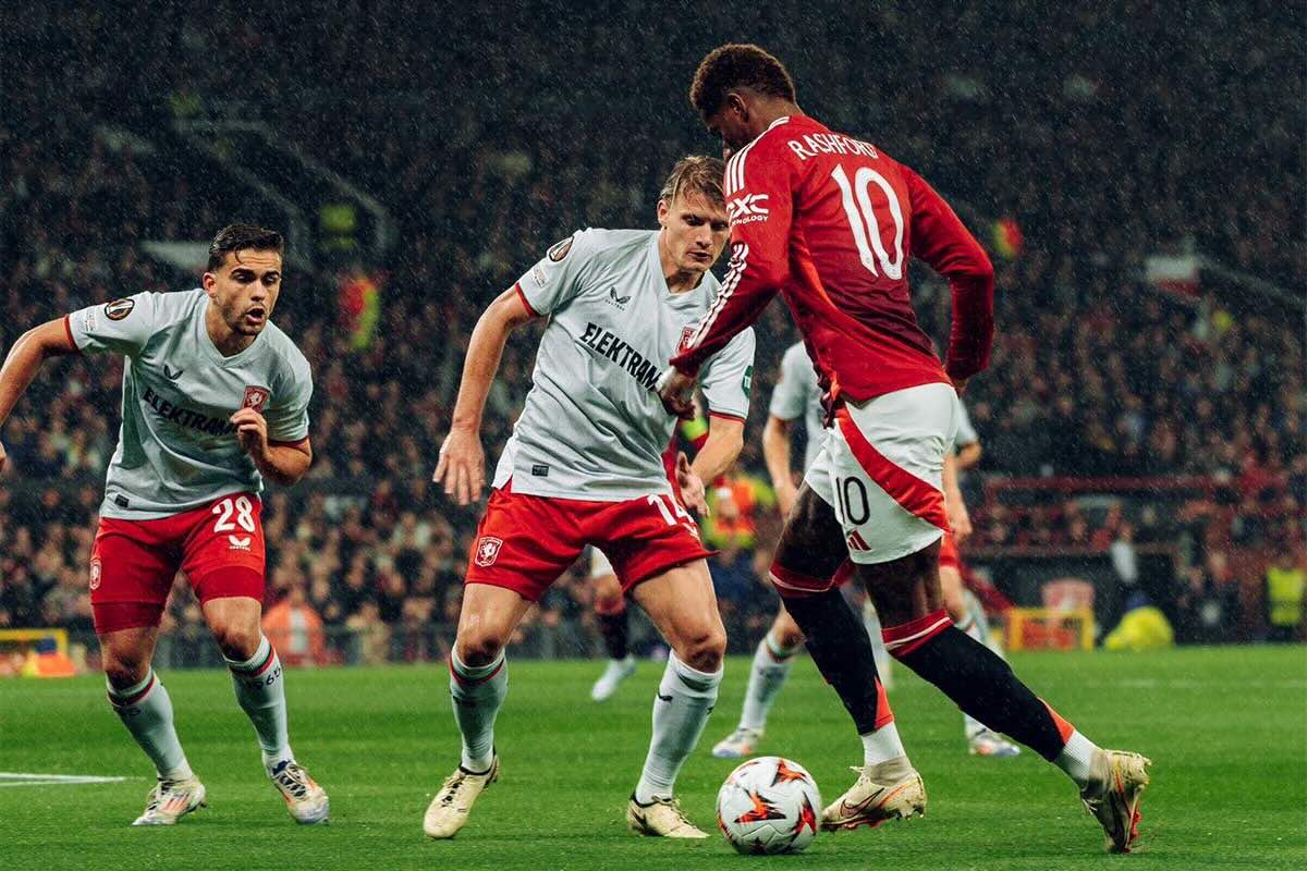 Europa League: Twente Tahan Imbang Manchester United 1-1 di Old Trafford