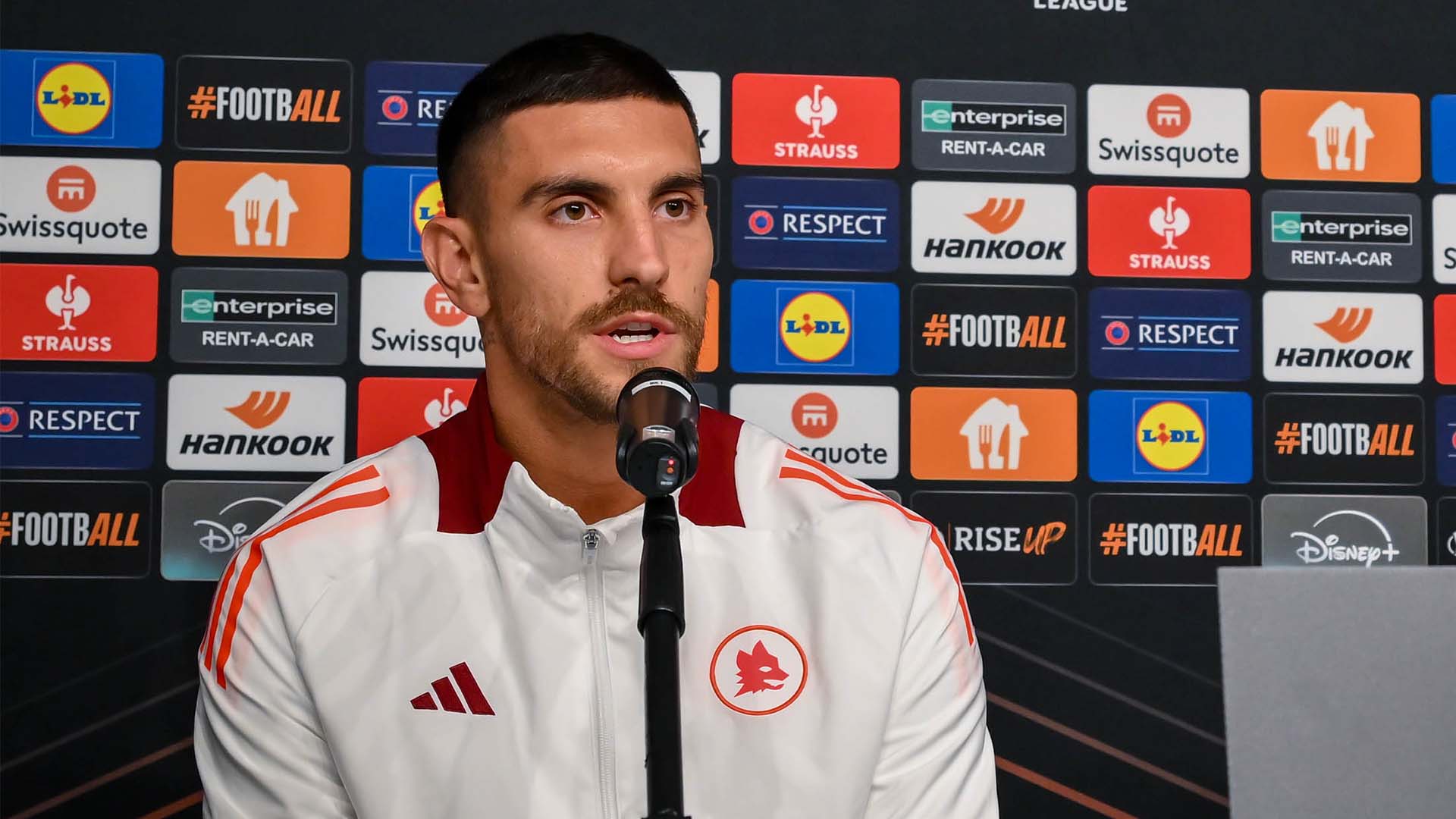 Lorenzo Pellegrini Akui Suasana Muram di Skuad AS Roma Usai Pemecatan Daniele De Rossi