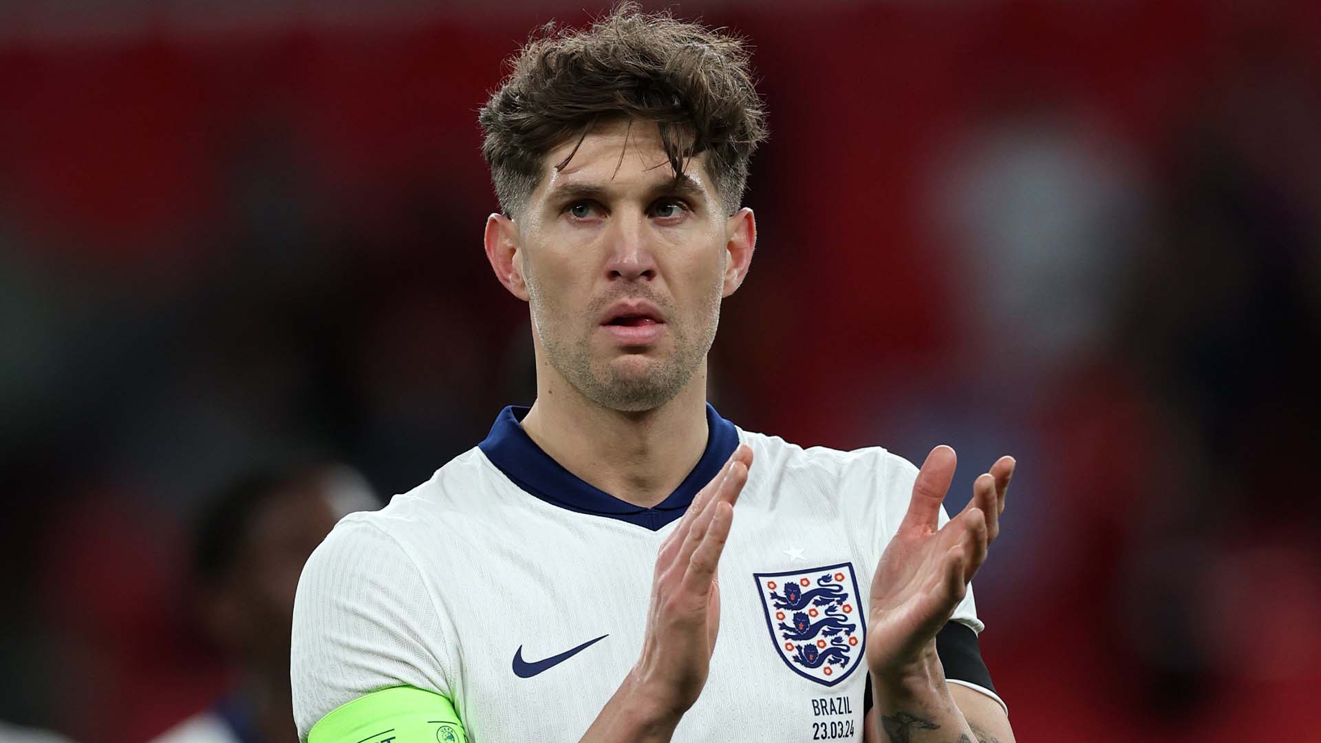 John Stones Bandingkan Gaya Permainan Lee Carsley dan Pep Guardiola