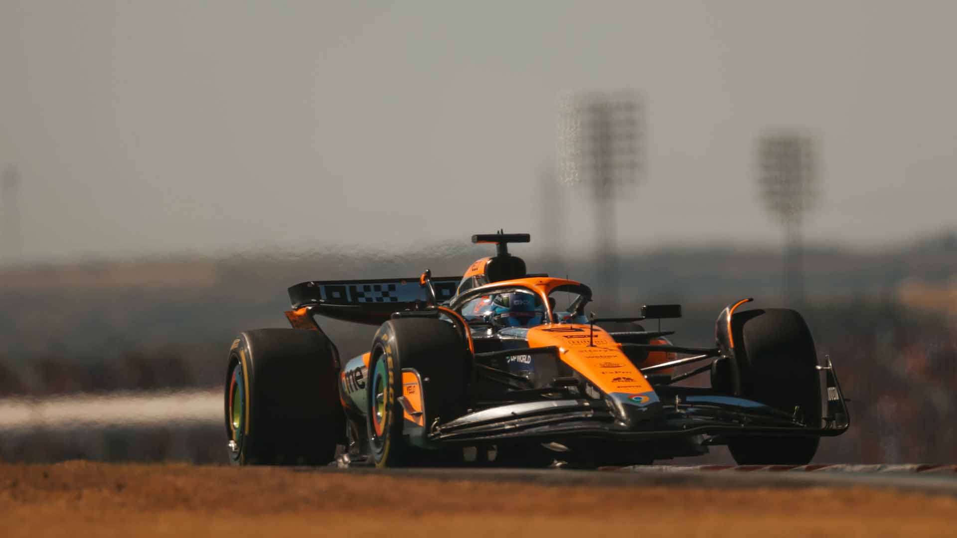 Oscar Piastri Buka Suara Soal Rumor Kepindahan ke Red Bull