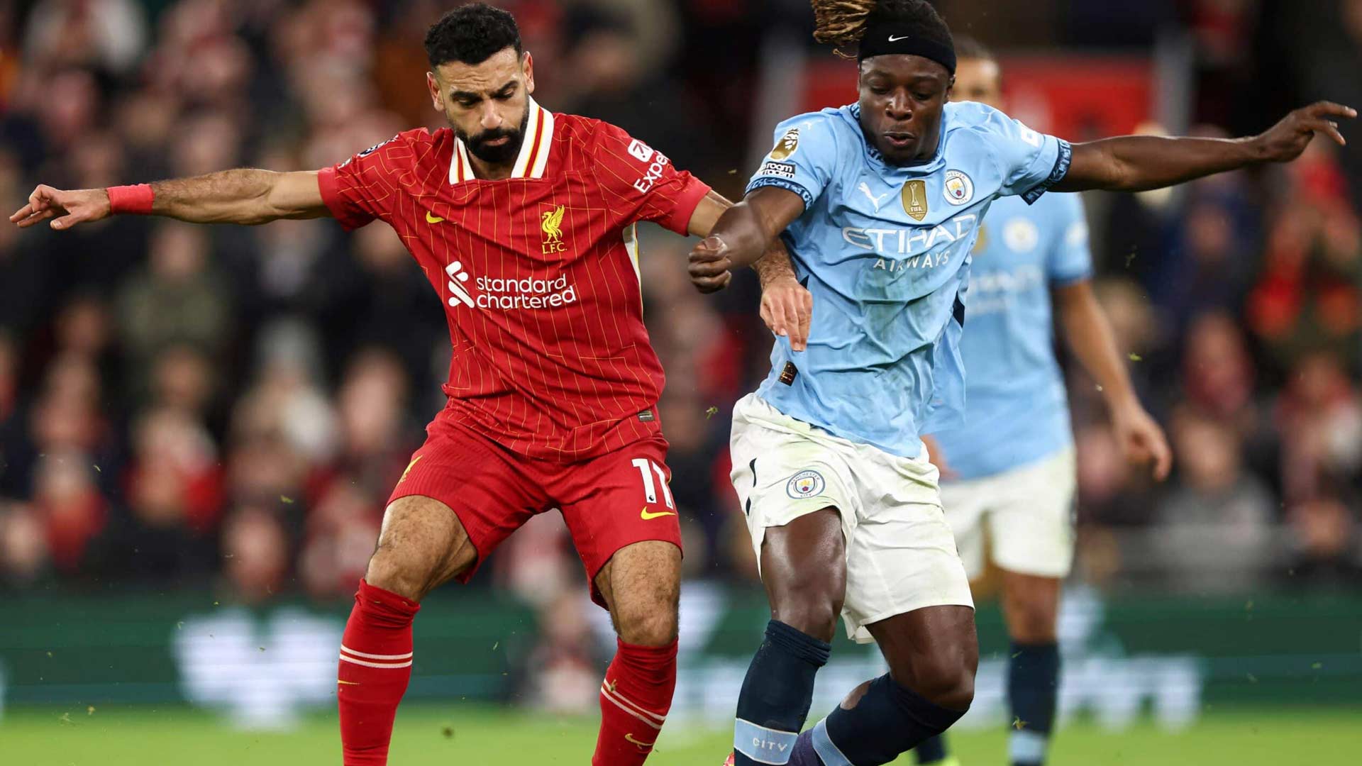 Mohamed Salah Balas Kritik Jamie Carragher Soal Kontrak