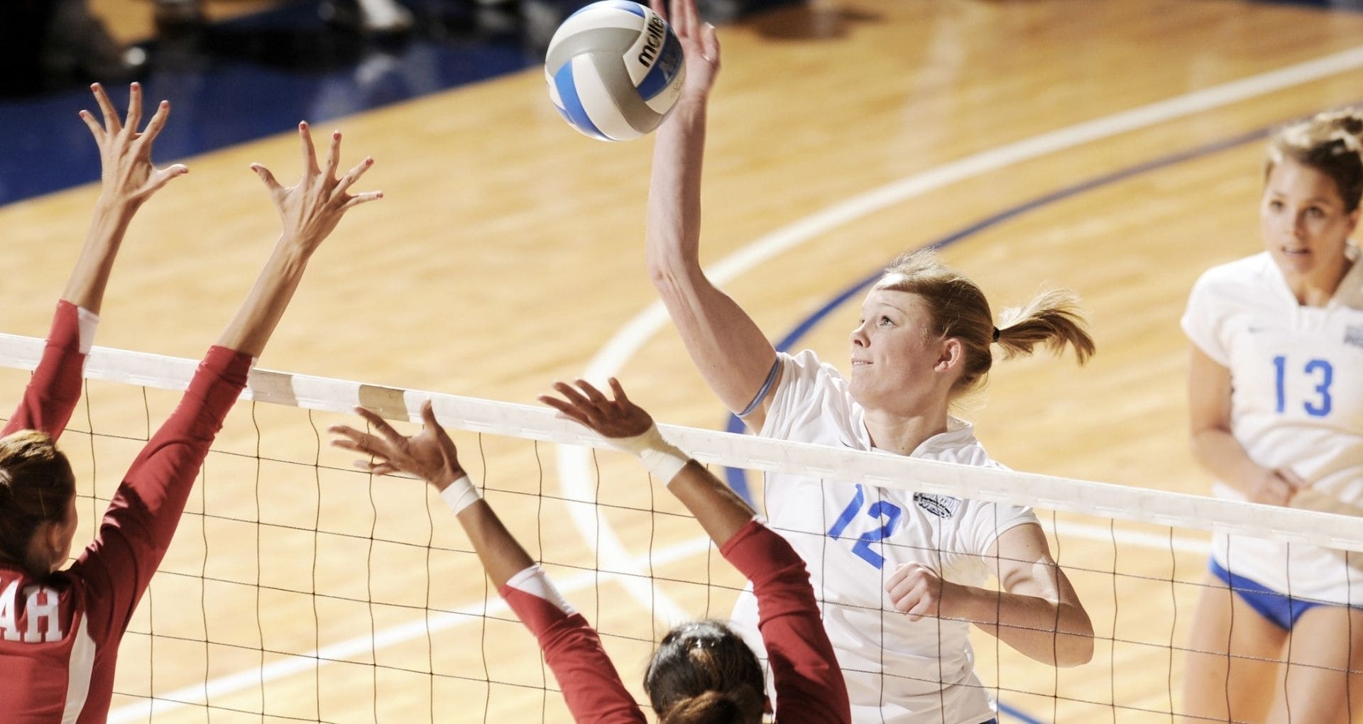 10 Pemain Voli Putri Tertinggi di Dunia: Siapa Saja Mereka?