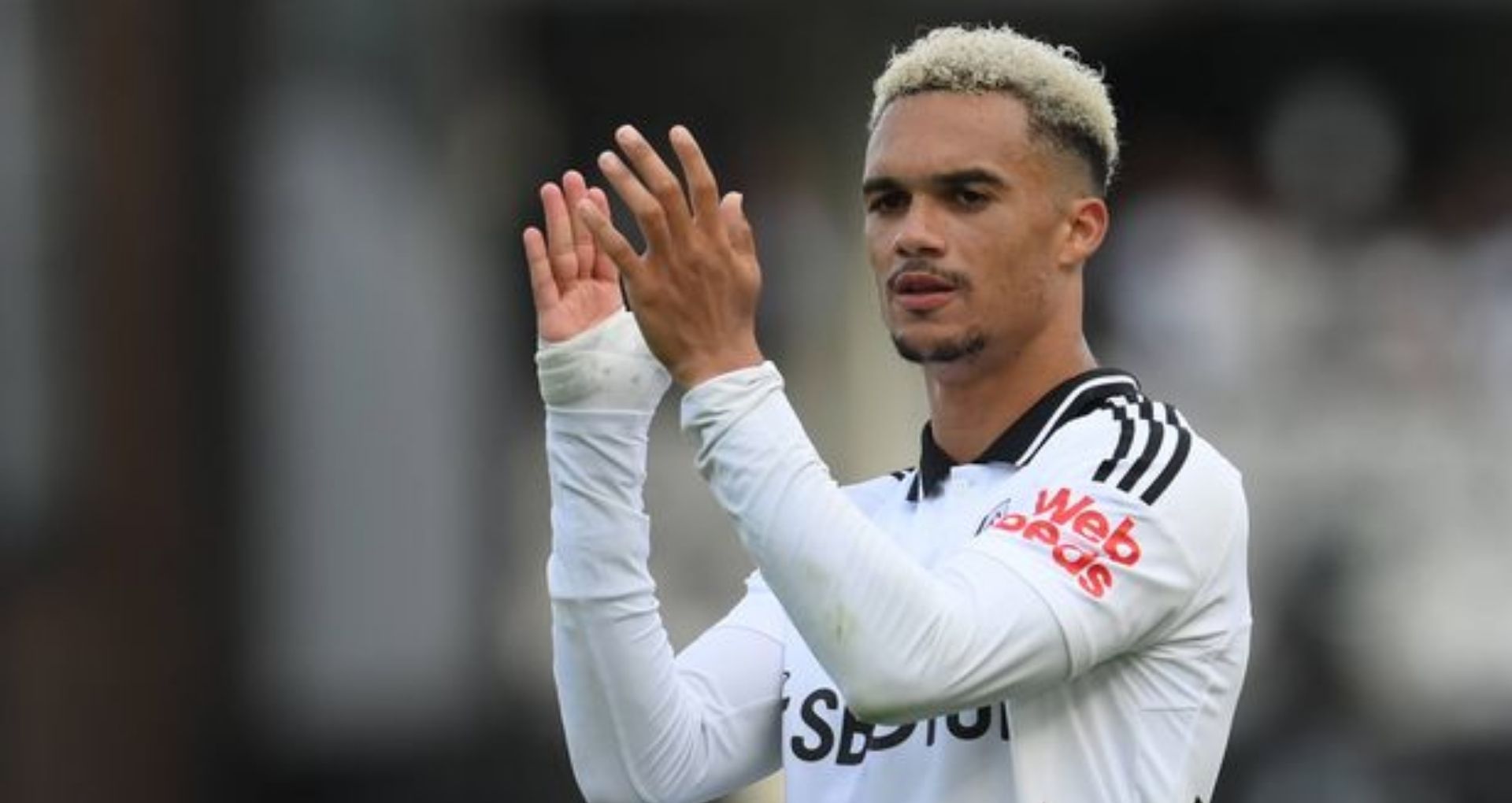 Liverpool Berencana Perbaiki Posisi Bek Kiri di Musim Panas