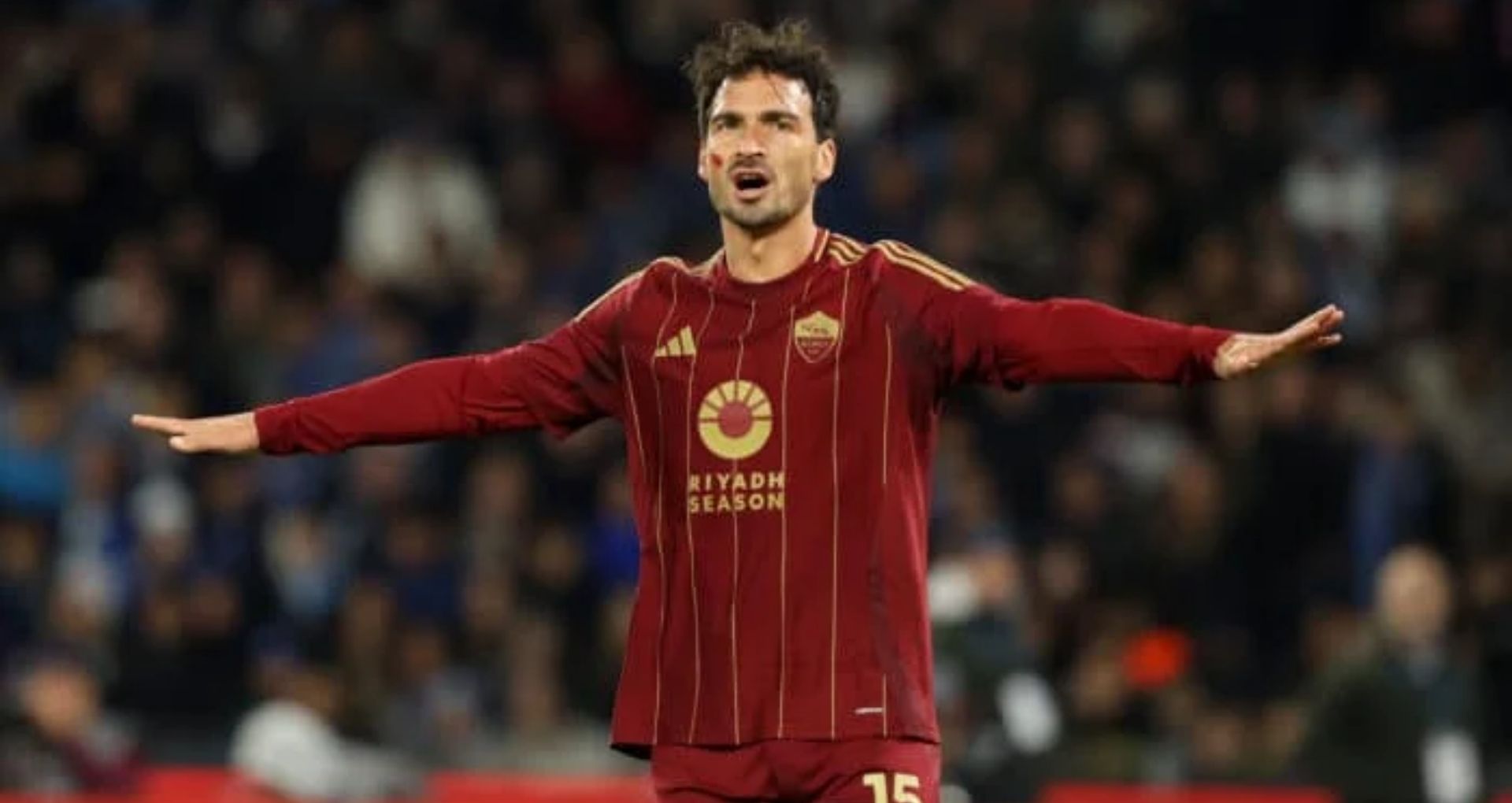 Mats Hummels Santai Soal Kontrak Baru di Roma