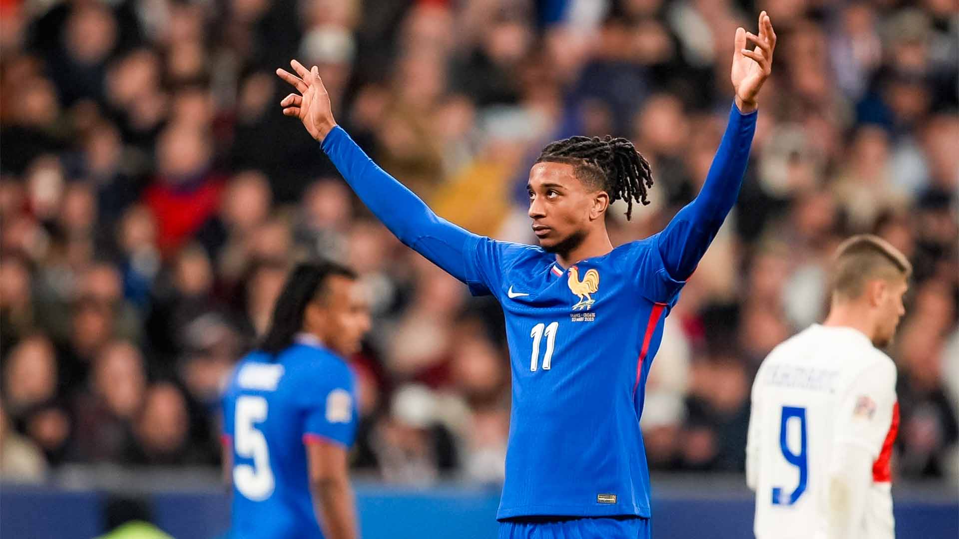 Deschamps Ogah Bandingkan Olise dan Griezmann