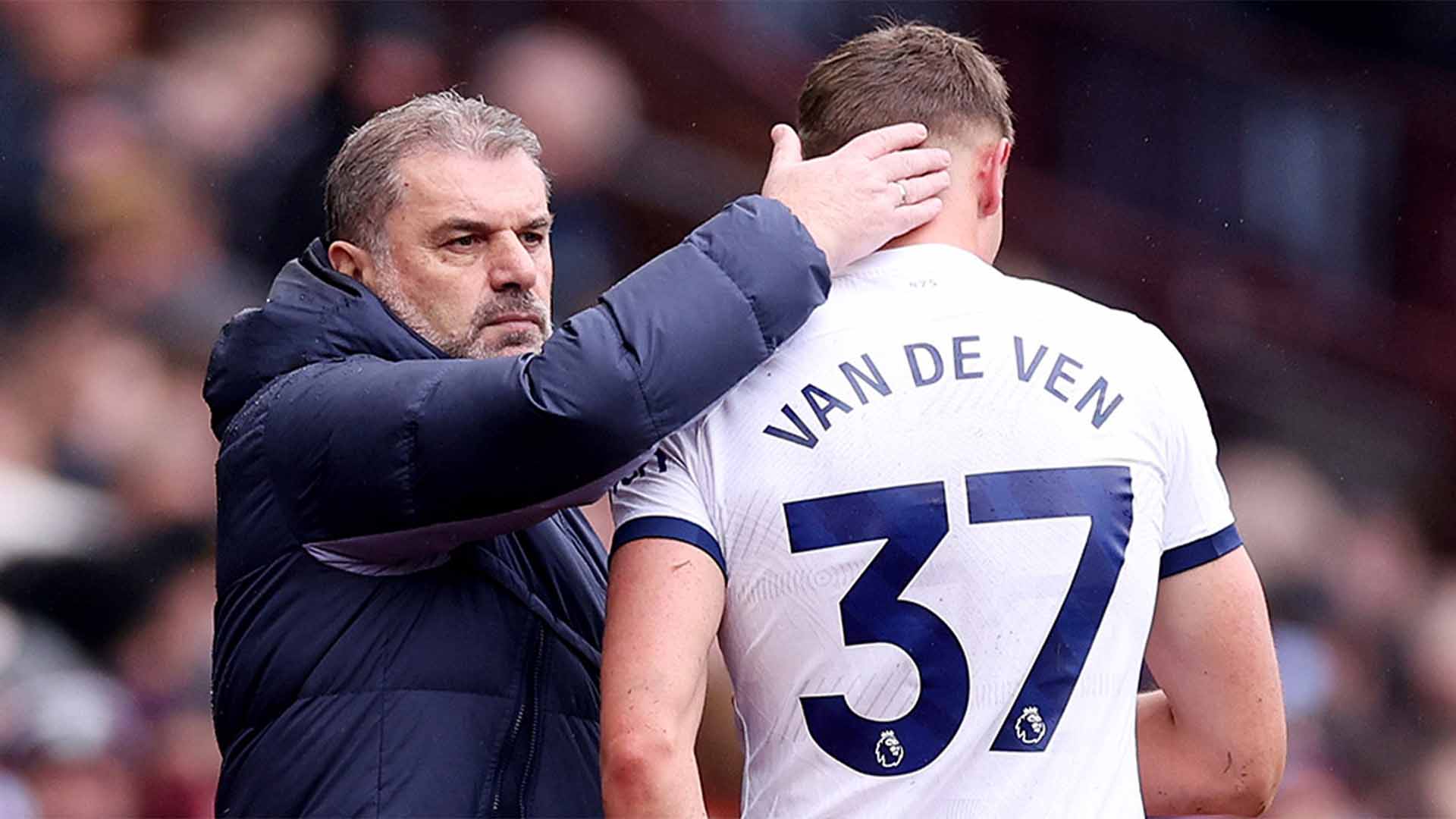 Van de Ven: Spurs Tak Takut Hadapi MU di Final Europa League