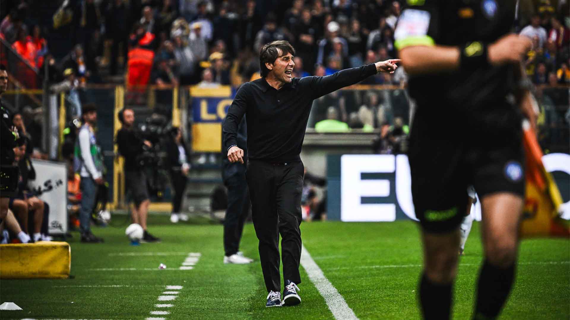 Akui Musim Terberat, Conte Tetap Optimis Napoli Raih Scudetto