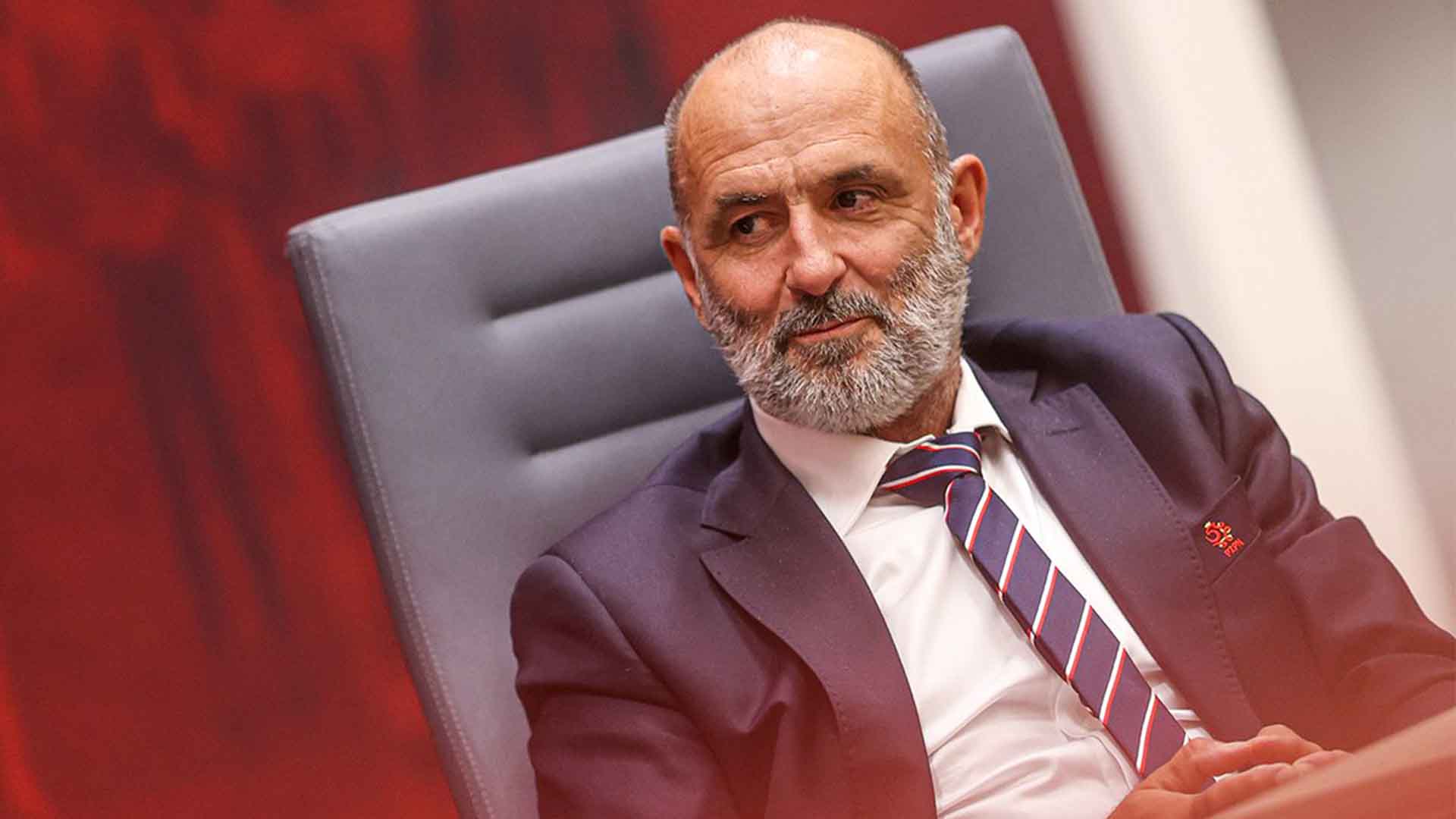 Pelatih Polandia Mundur Usai Perselisihan dengan Robert Lewandowski