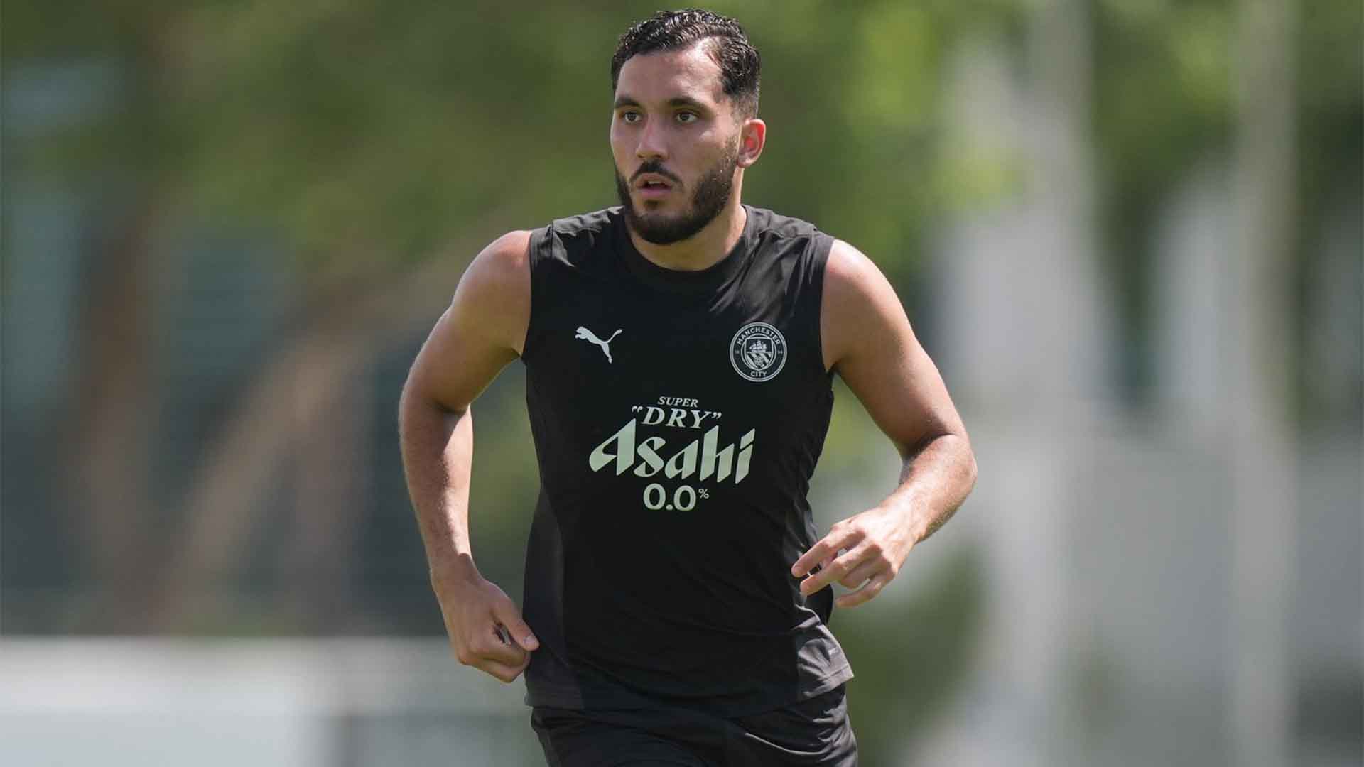 Cherki Beberkan Ambisi Raih Ballon d'Or dan Hancurkan Manchester United