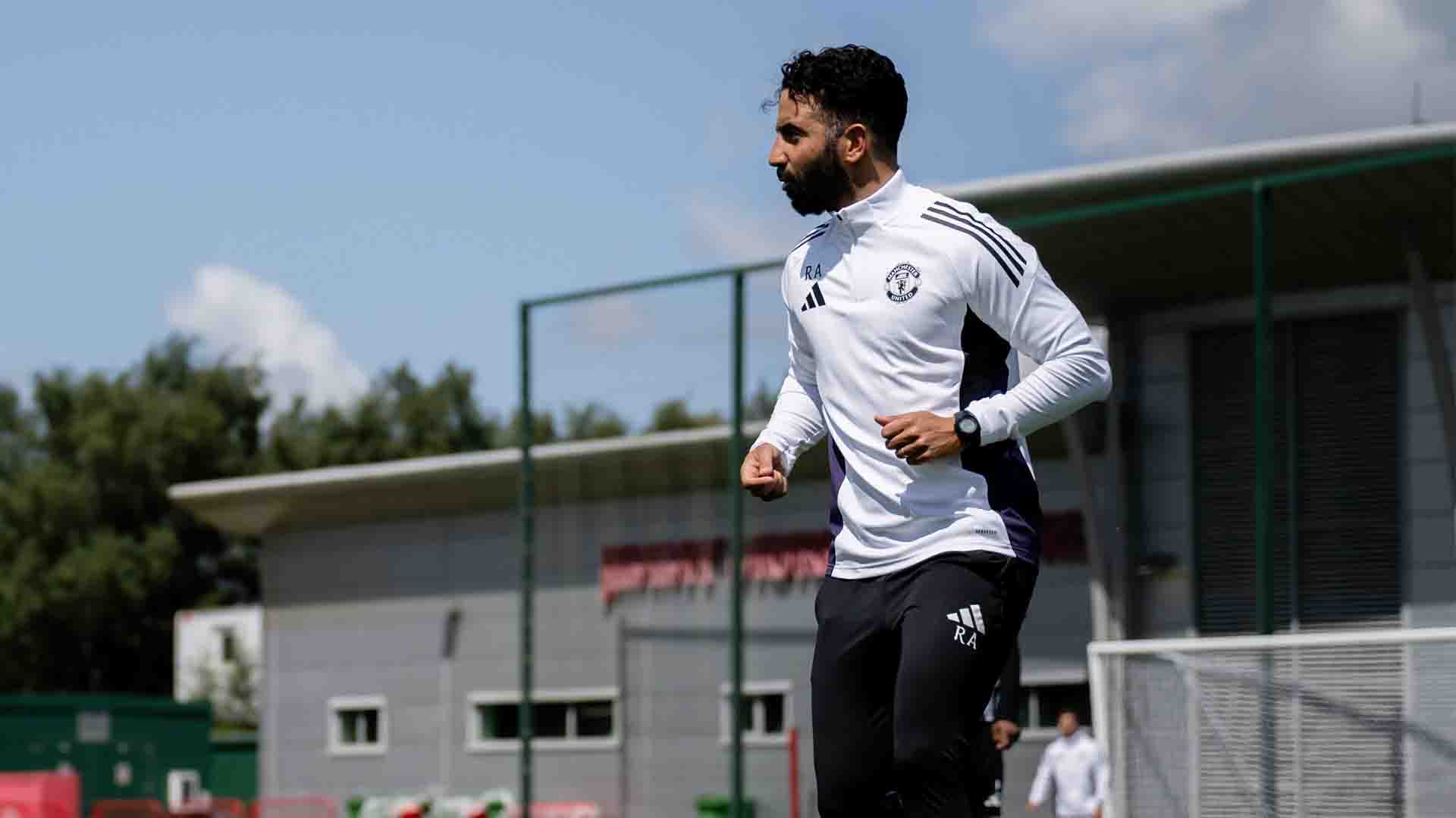 Amorim Soroti Kekurangan MU usai Hasil Mengecewakan di Pramusim