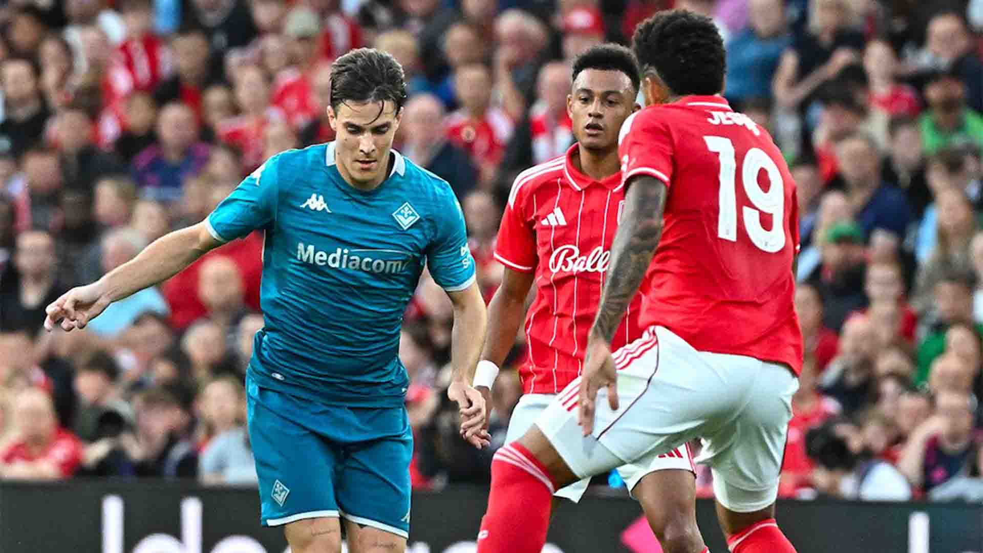 Buntu di City Ground, Nottingham Forest Imbang Tanpa Gol Lawan Fiorentina
