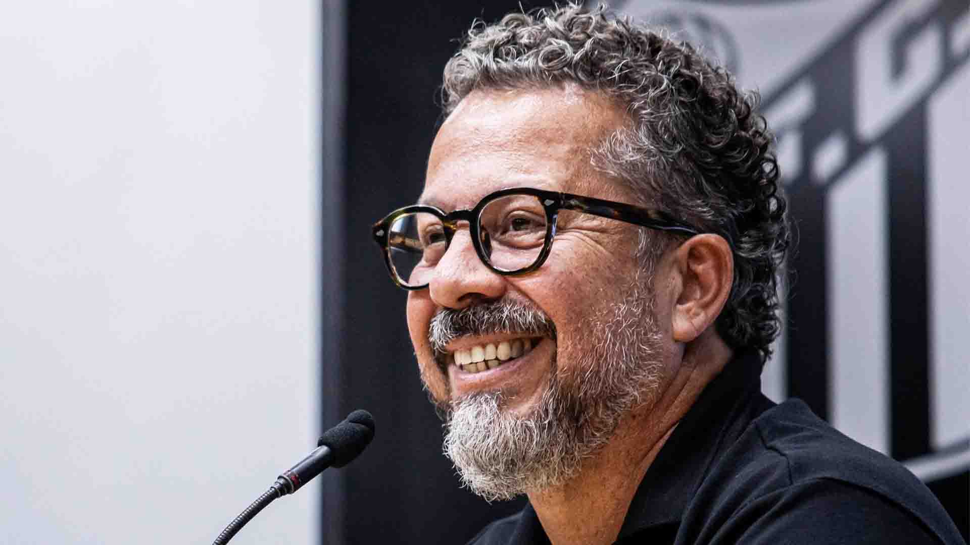 Santos Pecat Pelatih Setelah Dibantai 6-0 Lawan Vasco da Gama