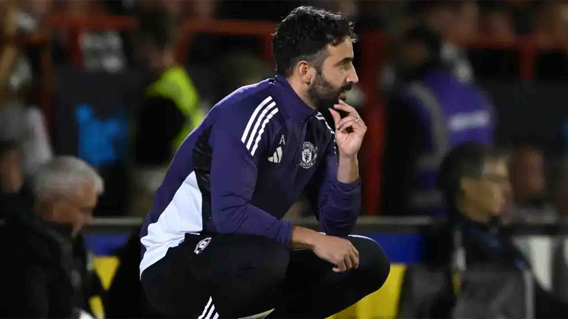 Amorim Minta Maaf Setelah Man United Capai Titik Nadir di Grimsby