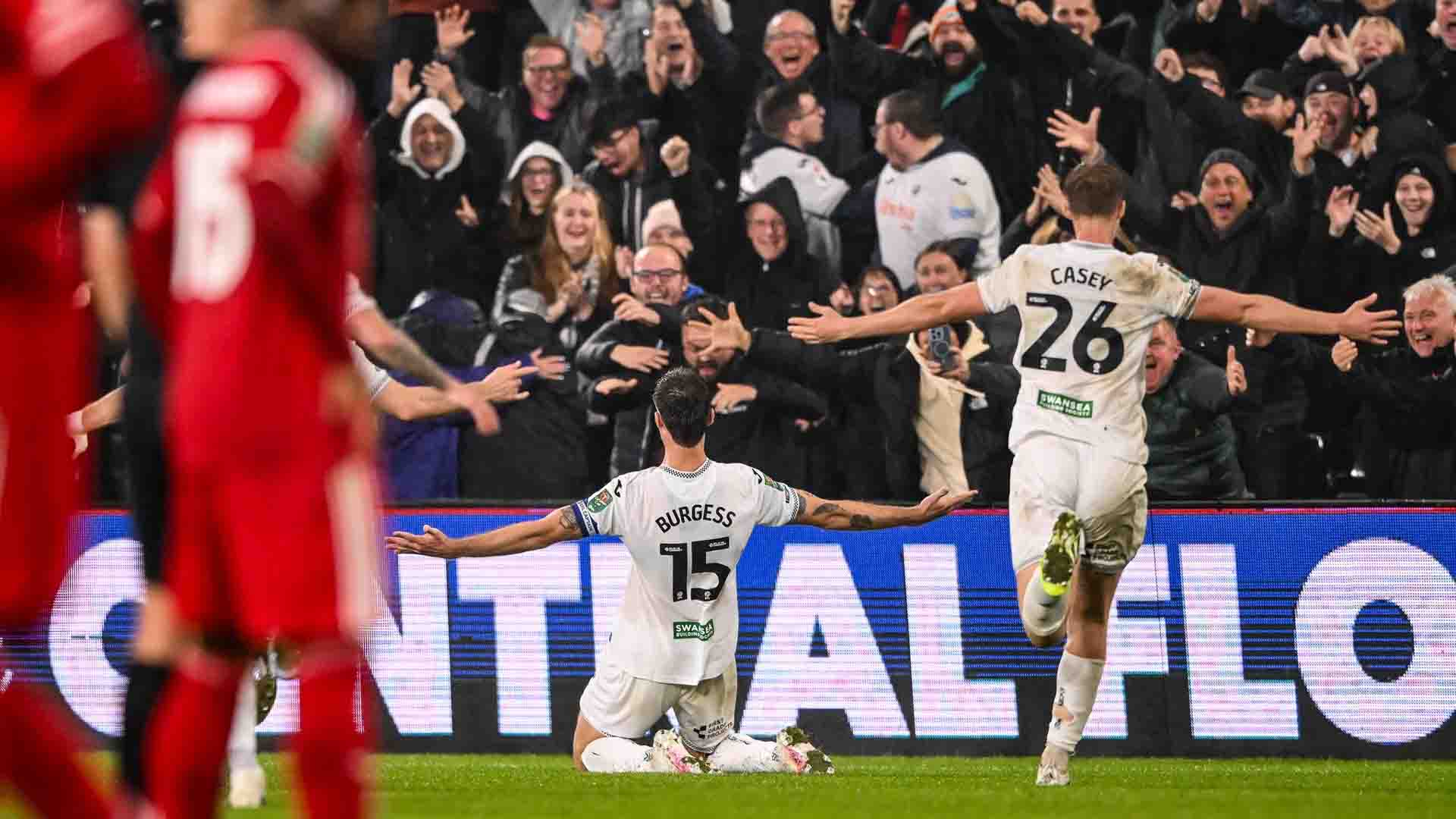 Carabao Cup: Swansea Singkirkan Forest dengan Kemenangan 3-2