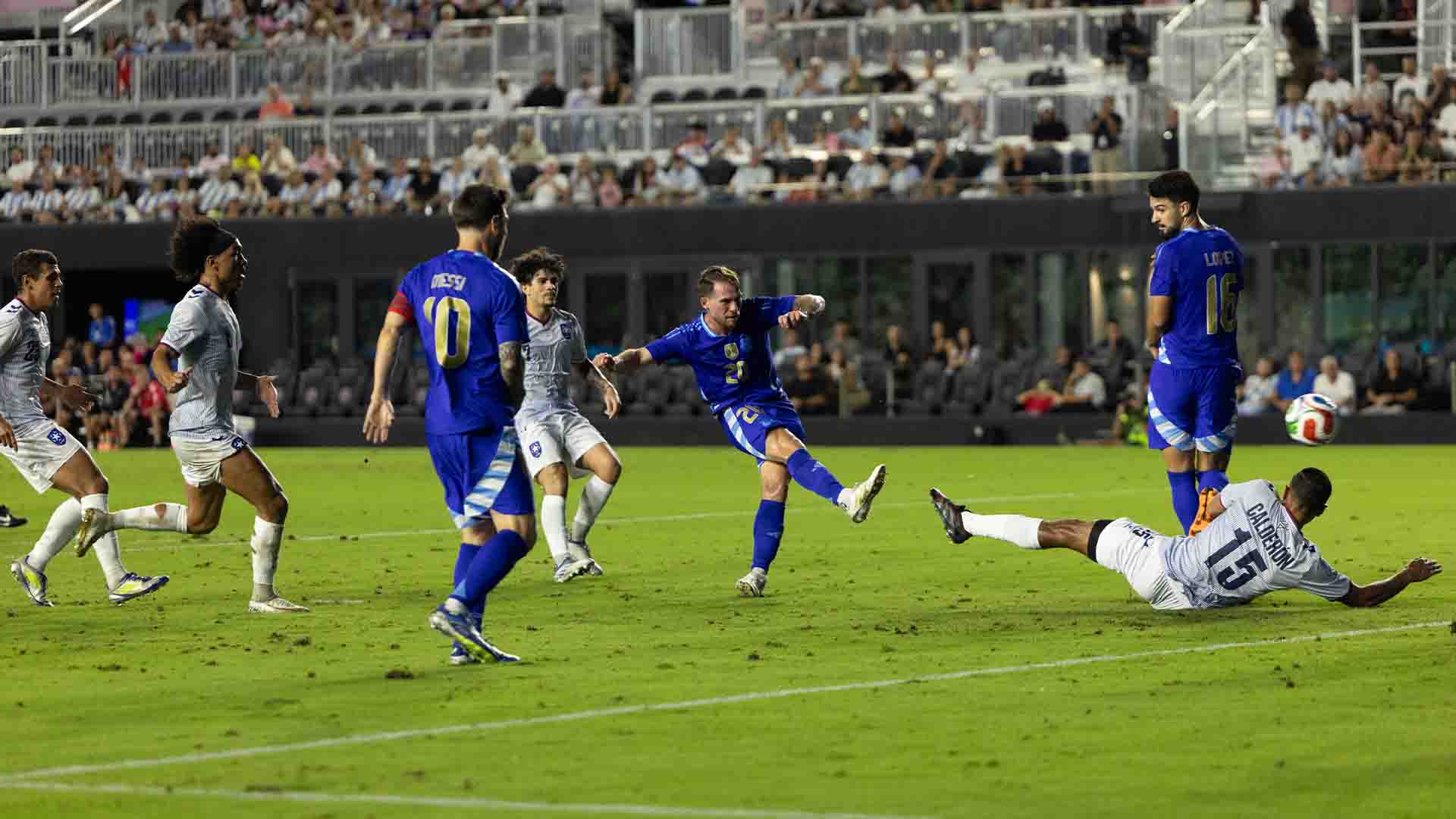 Messi Arsiteki Kemenangan 6-0 Argentina atas Puerto Riko