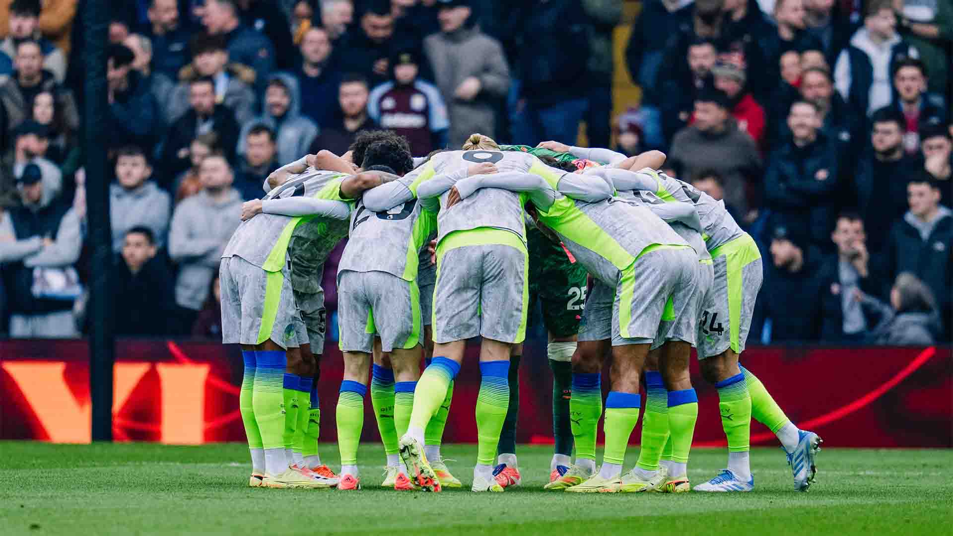 Guardiola Tak Panik, Anggap Man City Masih Bisa Bersaing di Premier League