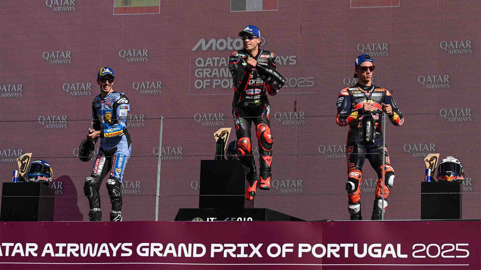 Marco Bezzecchi Dominan di MotoGP Portugal, Bagnaia Apes Lagi