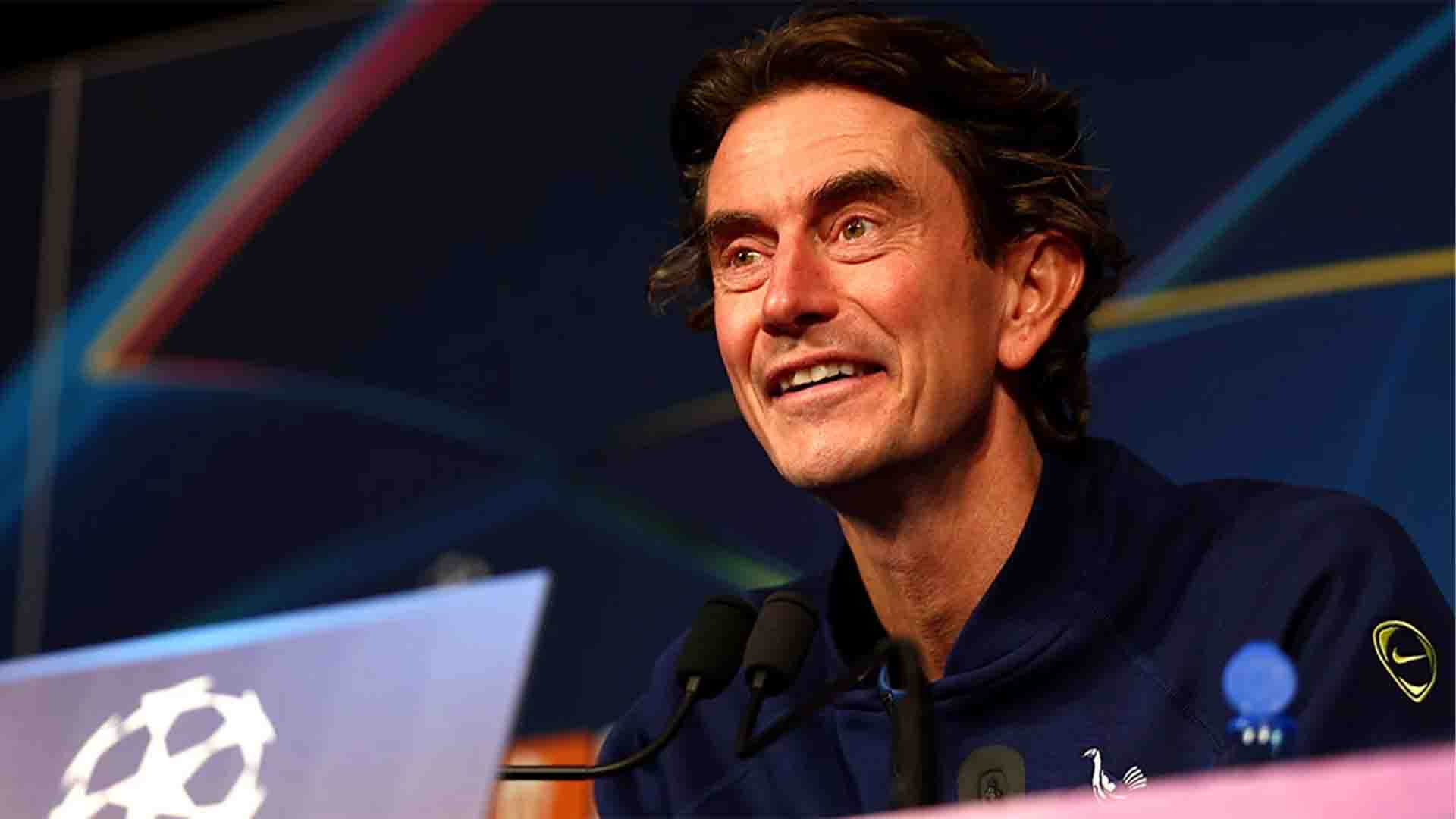 "Saya Tahu Cara Membangun Tim", Frank Beri Pembelaan usai Kalah Memalukan dari Arsenal