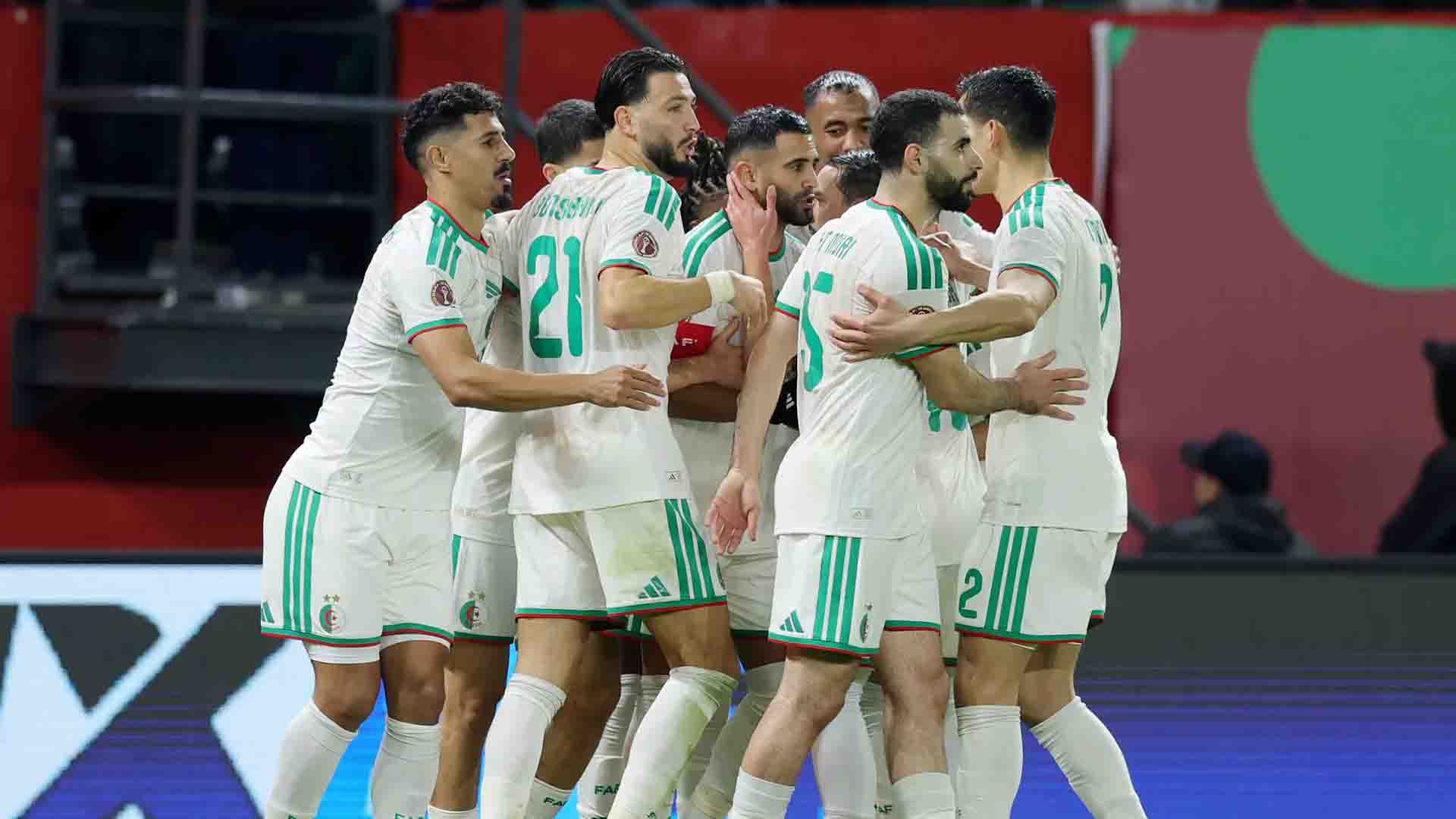 Aljazair Tundukkan Burkina Faso, Penalti Riyad Mahrez Segel Tiket 16 Besar