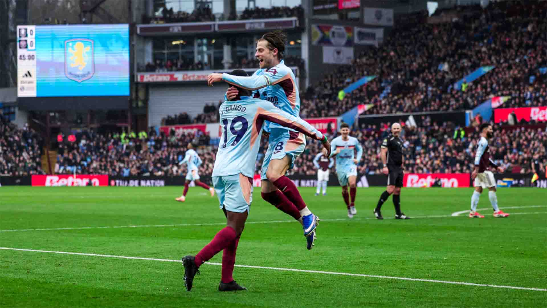 Aston Villa Kalah 0-1 di Kandang Sendiri Lawan 10 Pemain Brentford