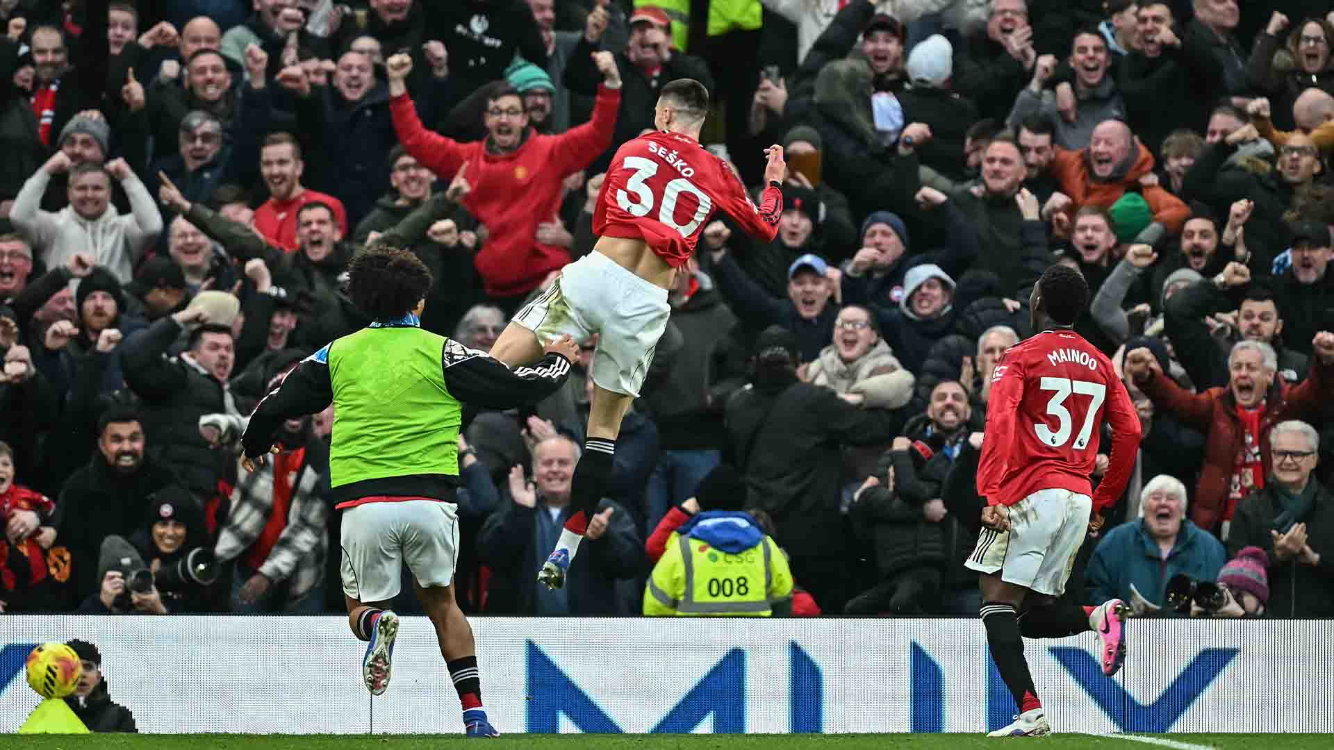 MU 3-2 Fulham: Gol Telat Sesko Bawa Setan Merah Tembus Empat Besar