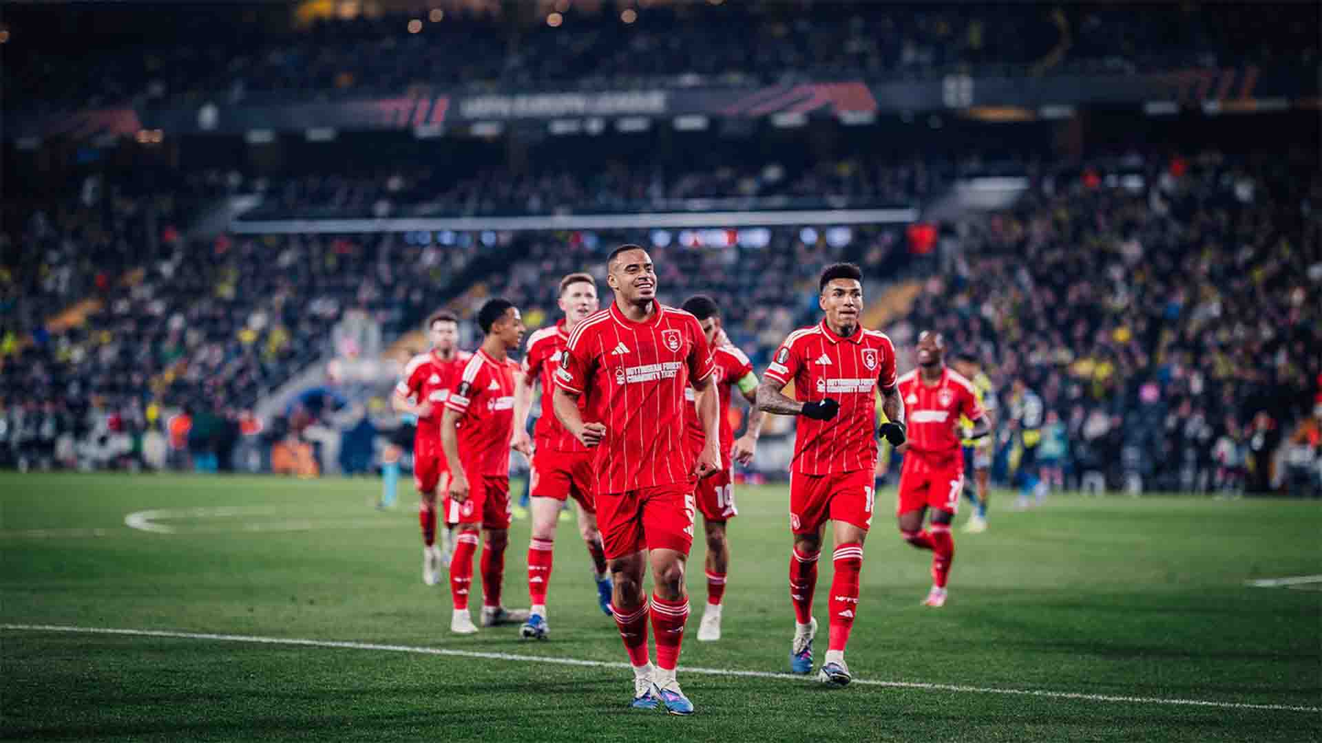 Nottingham Forest Bungkam Fenerbahçe 3-0 di Europa League