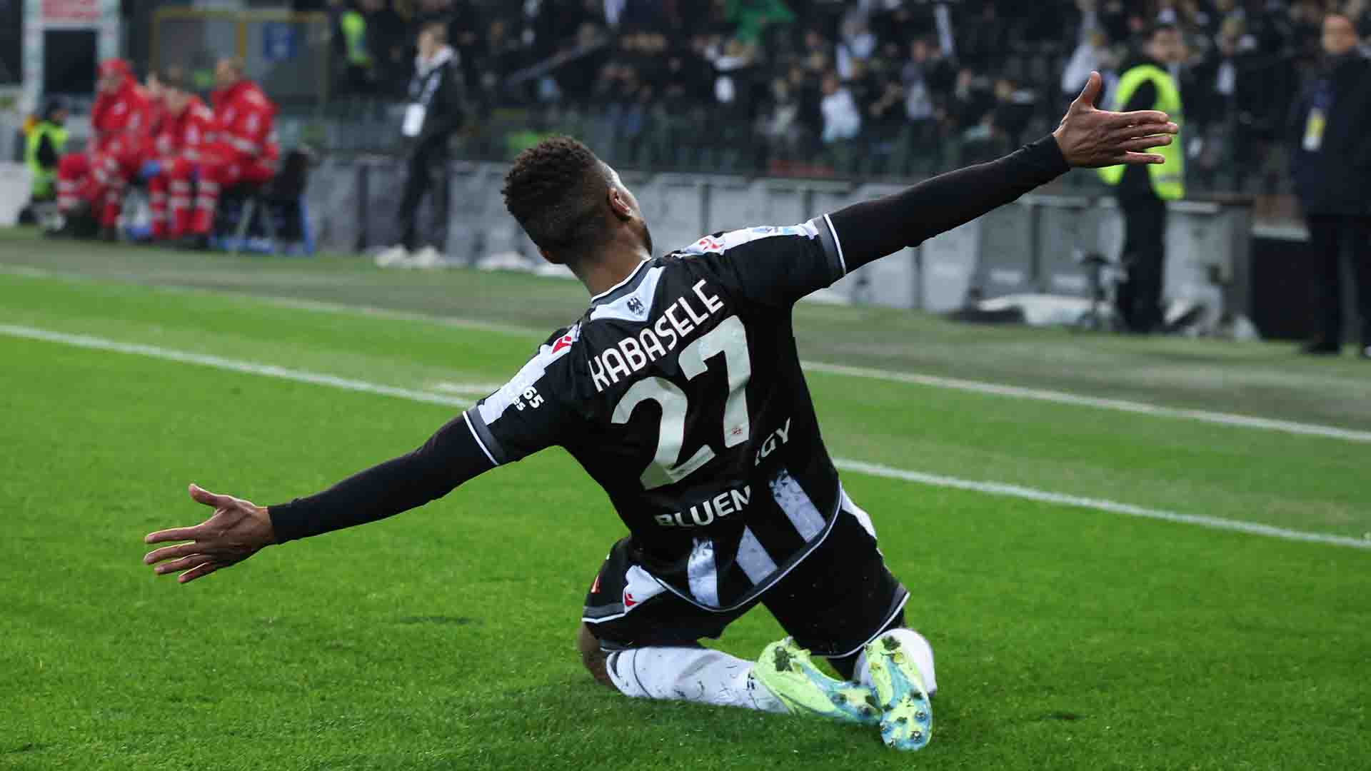 Udinese Hancurkan Fiorentina Tiga Gol Tanpa Balas