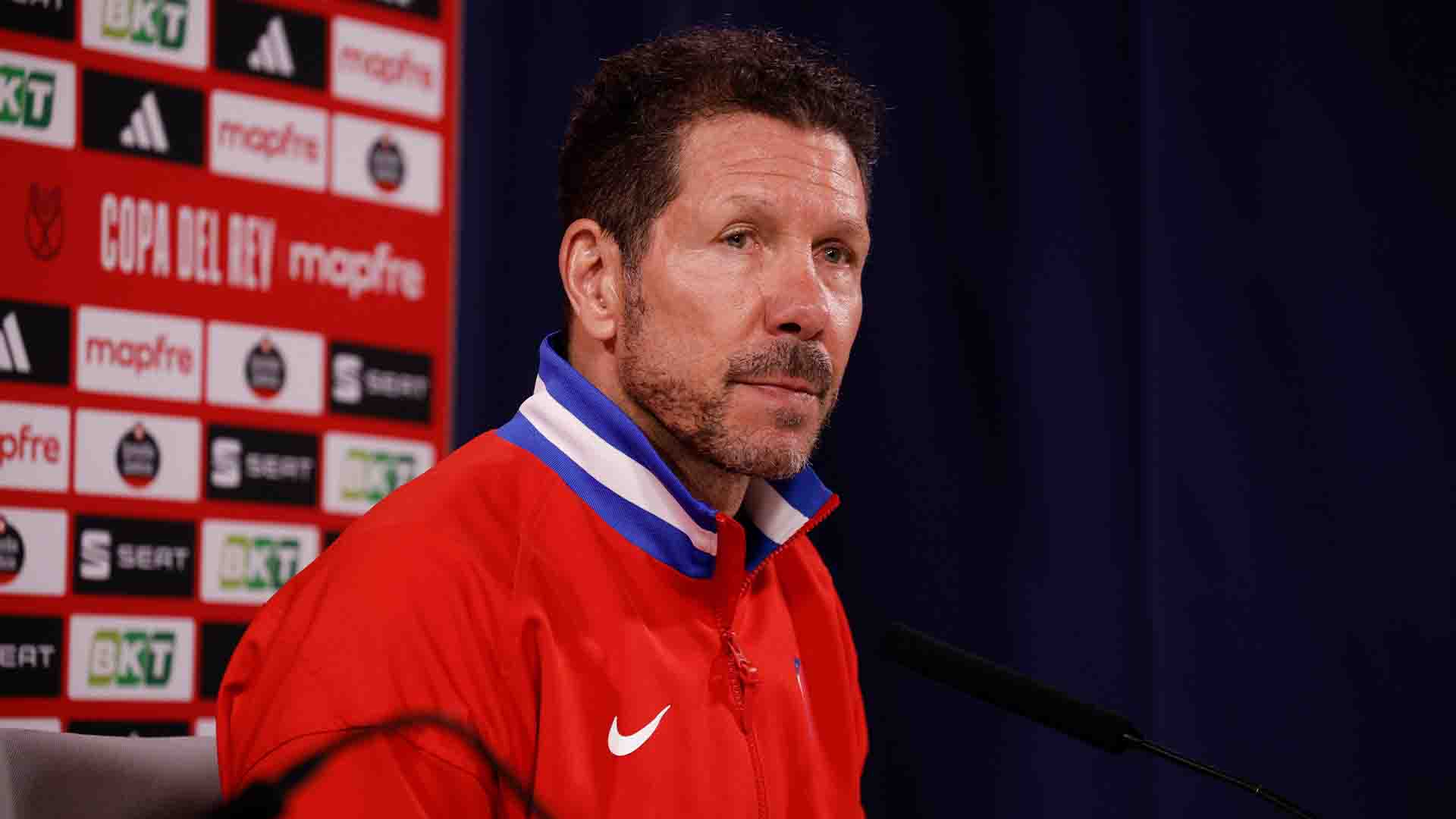 Simeone Tak Mau Jemawa Meski Atletico Unggul 4 Gol Lawan Barcelona